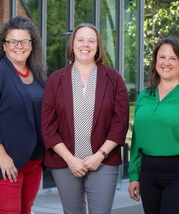 Amber Wetzel, Kelly Green, Christine Hoffmann